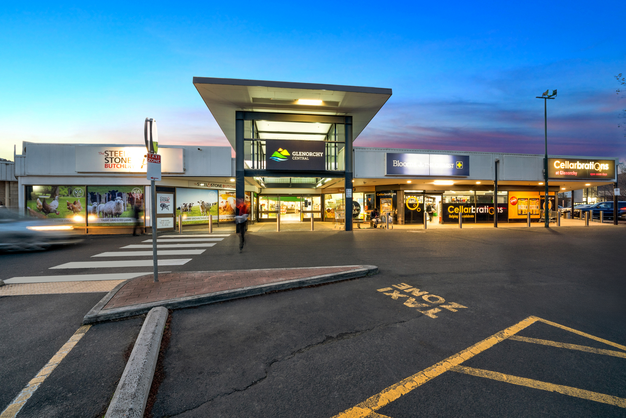 13-Glenorchy Plaza_1