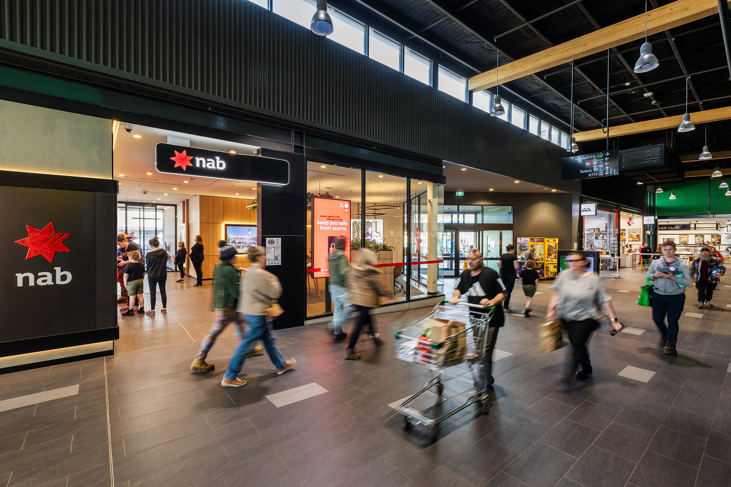 KNFR609295_Delacombe_Town_Centre_Shopping_Centre-993